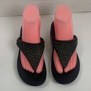 Crocs Women’s Monterey Diamante Wedge Black Sandals Size 7